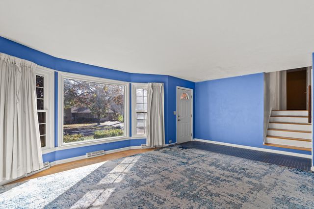 213 LONGFELLOW LN, Columbia, MO 65203