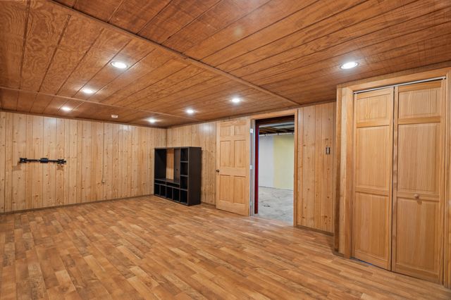 213 LONGFELLOW LN, Columbia, MO 65203