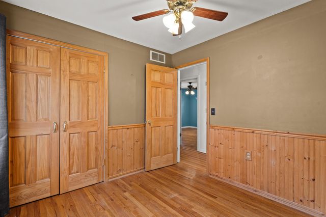 213 LONGFELLOW LN, Columbia, MO 65203