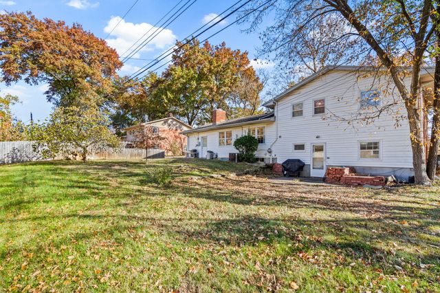 213 LONGFELLOW LN, Columbia, MO 65203