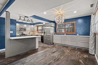 213 LONGFELLOW LN, Columbia, MO 65203