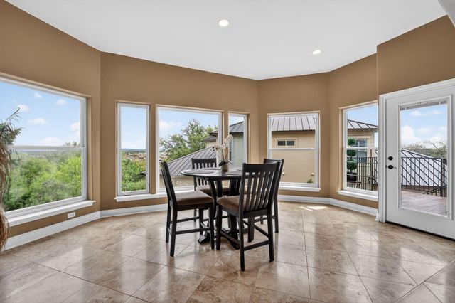 112 Big Sky DR, Horseshoe Bay, TX 78657