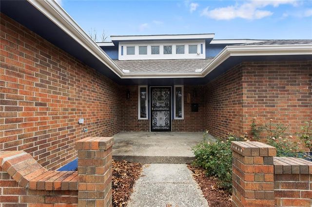 6031 Euclid Avenue, Kansas City, MO 64130