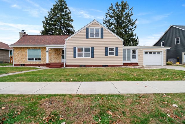 511 E Morgan Avenue, Chesterton, IN 46304