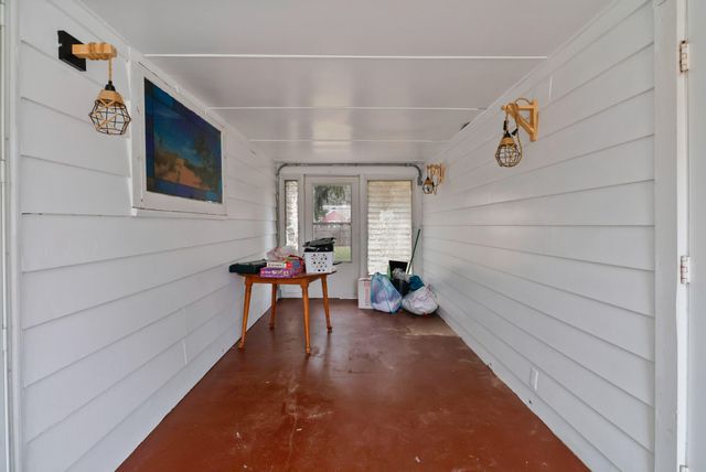 511 E Morgan Avenue, Chesterton, IN 46304