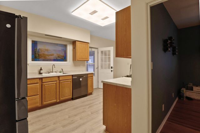 511 E Morgan Avenue, Chesterton, IN 46304