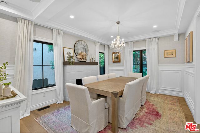 1733 Robson Avenue, Santa Monica, CA 90405