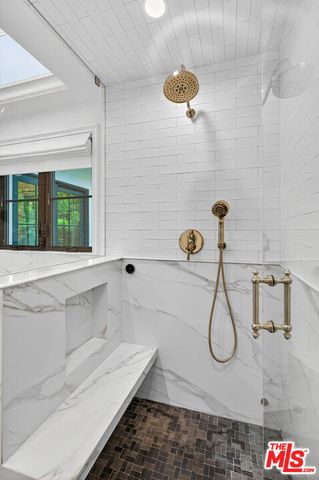1733 Robson Avenue, Santa Monica, CA 90405