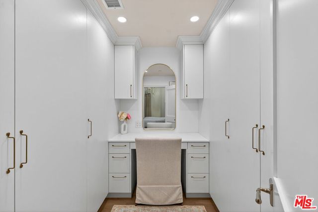 1733 Robson Avenue, Santa Monica, CA 90405