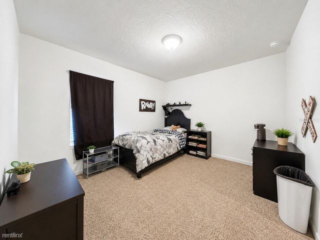 32649 PEZ LANDING LANE, Wesley Chapel, FL 33543