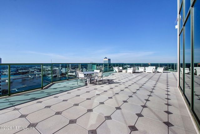 1431 RIVERPLACE Boulevard 2007, Jacksonville, FL 32207