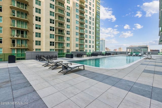1431 RIVERPLACE Boulevard 2007, Jacksonville, FL 32207
