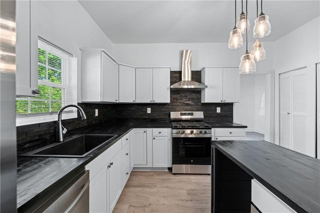 1035 Astor Avenue SW, Atlanta, GA 30310