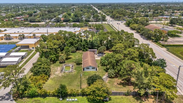 4899 S Haverhill Road, Greenacres, FL 33463