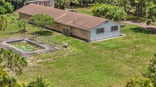 4899 S Haverhill Road, Greenacres, FL 33463