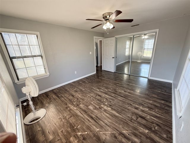 1327 Old Jacksboro Road, Graham, TX 76450