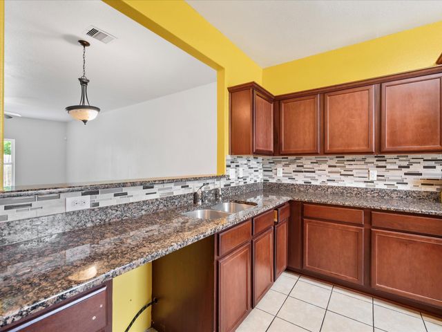 8843 Leclaire Meadow Drive, Humble, TX 77338