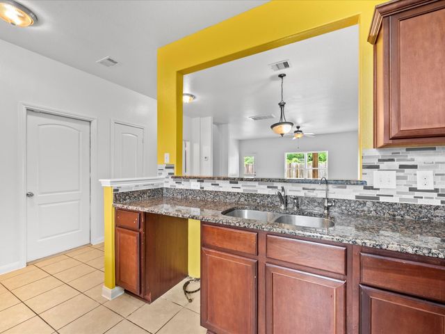 8843 Leclaire Meadow Drive, Humble, TX 77338