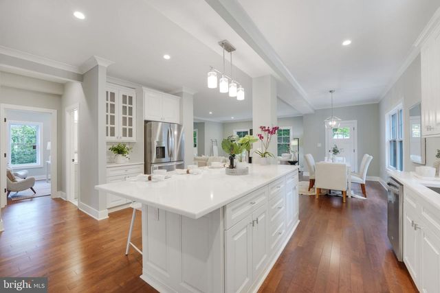 10811 SCOTT DR, Fairfax, VA 22030