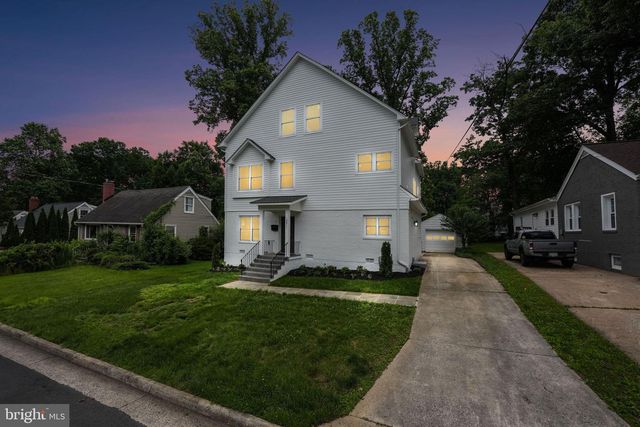 10811 SCOTT DR, Fairfax, VA 22030