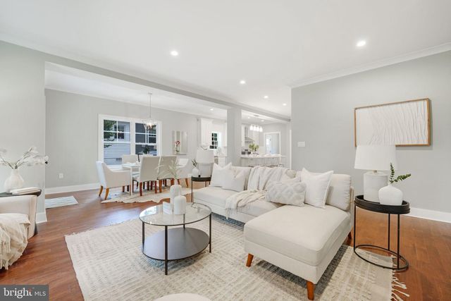 10811 SCOTT DR, Fairfax, VA 22030