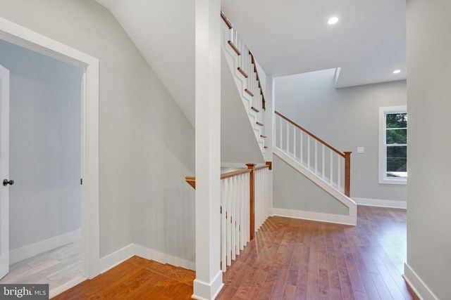 10811 SCOTT DR, Fairfax, VA 22030