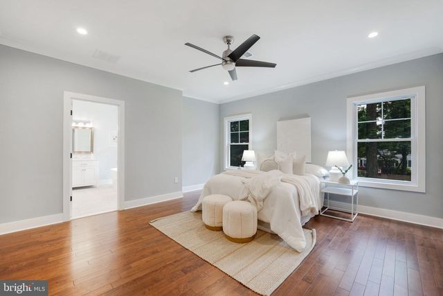 10811 SCOTT DR, Fairfax, VA 22030