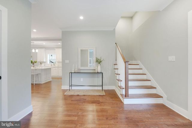 10811 SCOTT DR, Fairfax, VA 22030