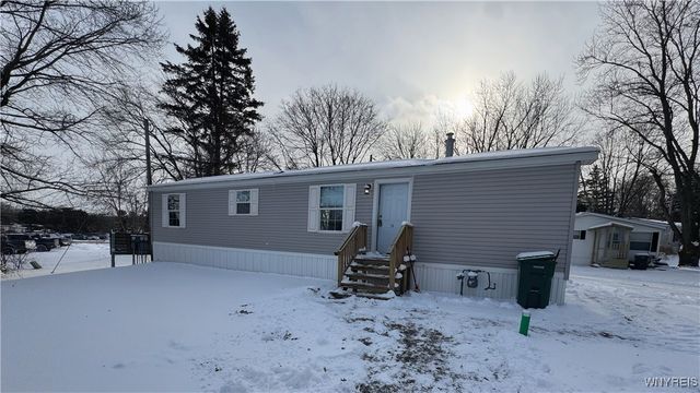 5 Crystal Lane, Batavia, NY 14020