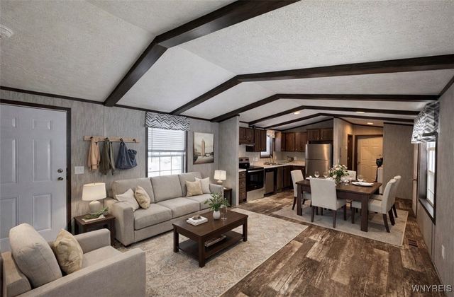 5 Crystal Lane, Batavia, NY 14020