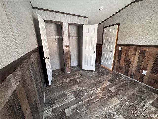 5 Crystal Lane, Batavia, NY 14020