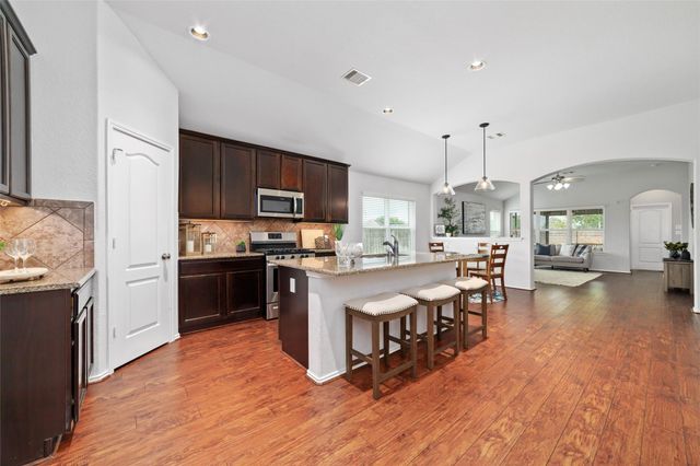 3427 Hillside Glade Lane, Richmond, TX 77406