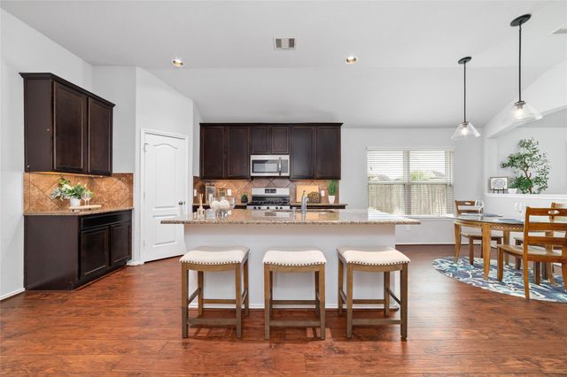 3427 Hillside Glade Lane, Richmond, TX 77406