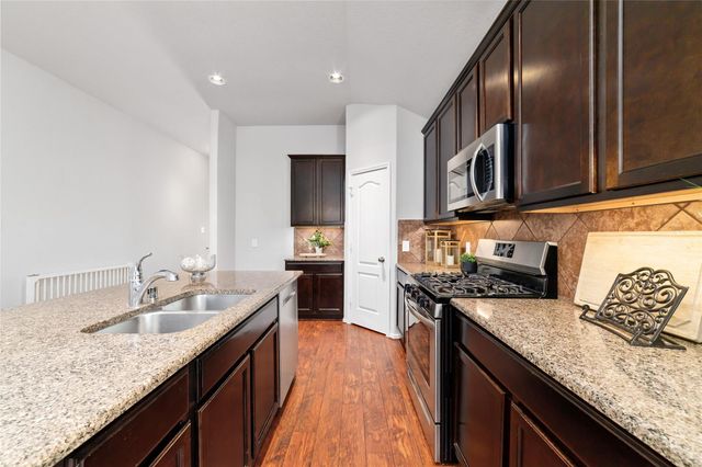 3427 Hillside Glade Lane, Richmond, TX 77406