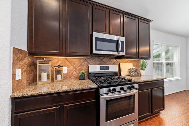 3427 Hillside Glade Lane, Richmond, TX 77406