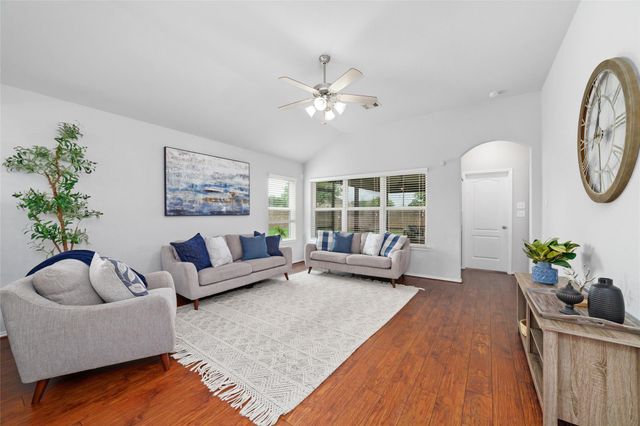 3427 Hillside Glade Lane, Richmond, TX 77406