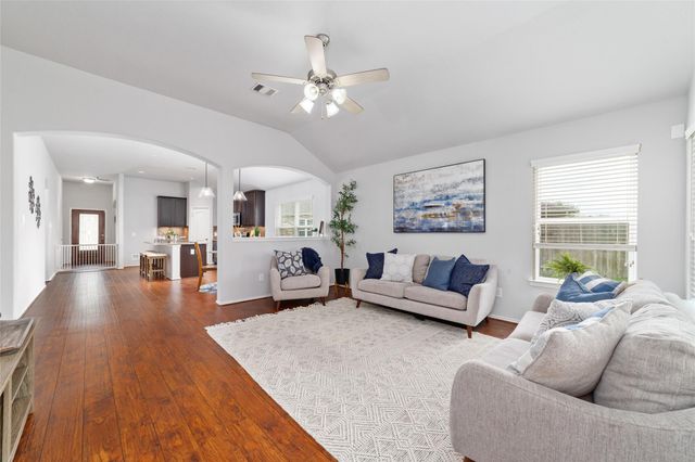 3427 Hillside Glade Lane, Richmond, TX 77406