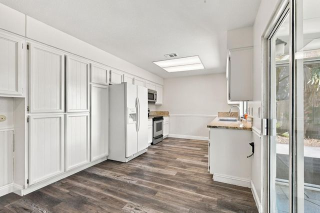 3375 Midas Ave, Rocklin, CA 95677