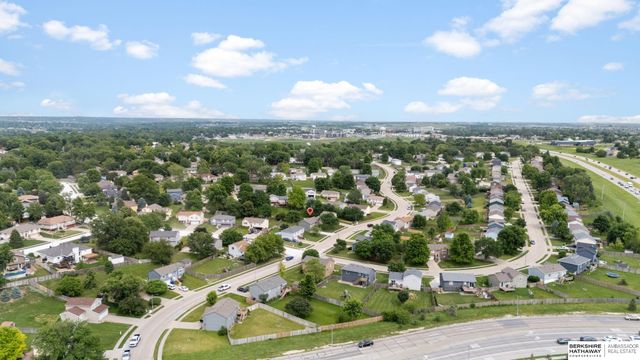 1138 Rawhide Road, Papillion, NE 68046