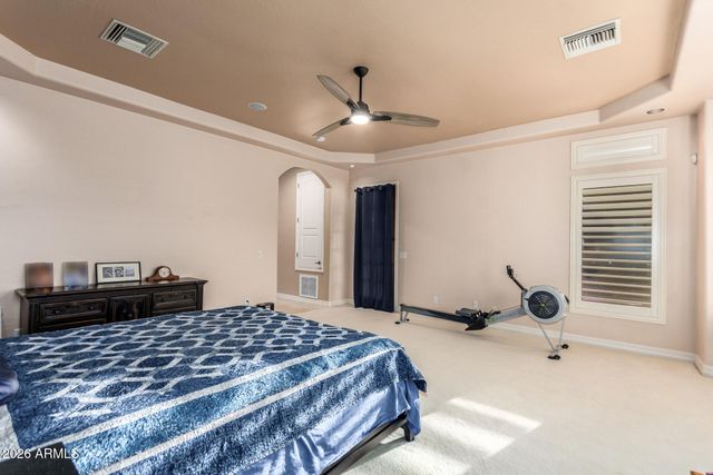 2744 E COUNTRY SHADOWS Court, Gilbert, AZ 85298