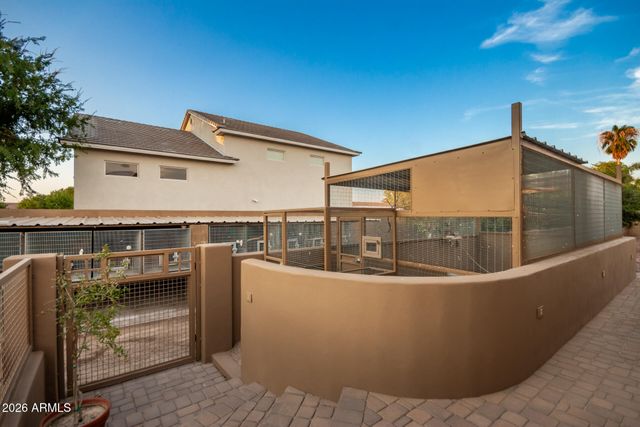 2744 E COUNTRY SHADOWS Court, Gilbert, AZ 85298