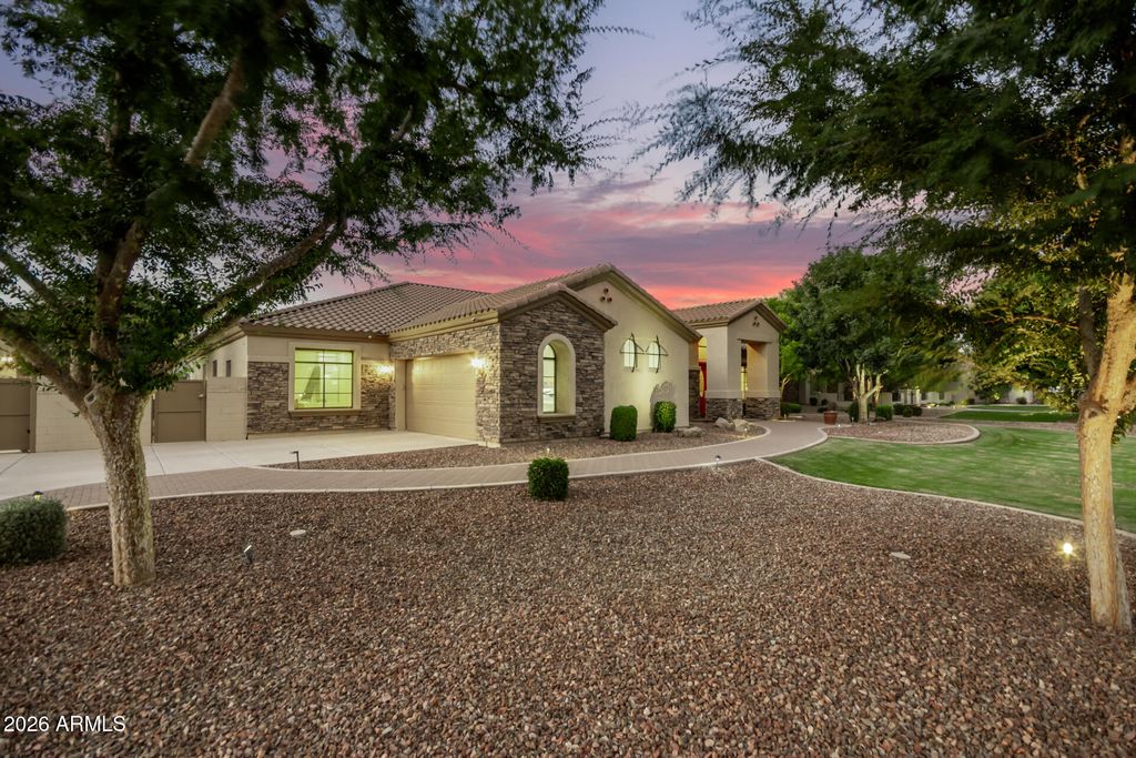 2744 E COUNTRY SHADOWS Court, Gilbert, AZ 85298 — photo 3