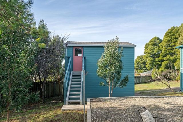 5634 Burlingame Ave, Richmond, CA 94804