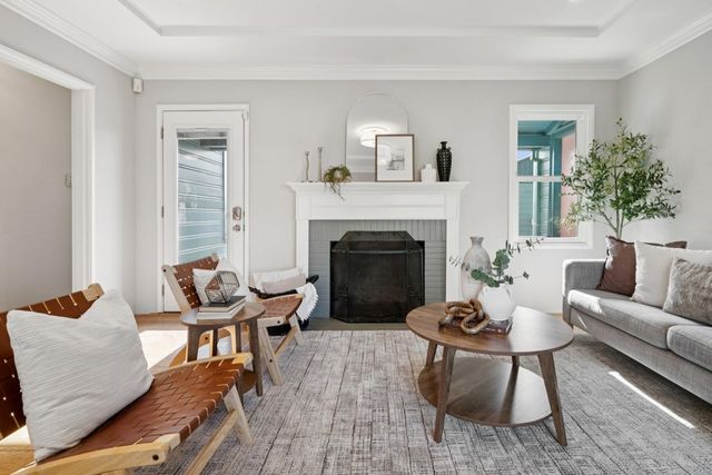 5634 Burlingame Ave, Richmond, CA 94804