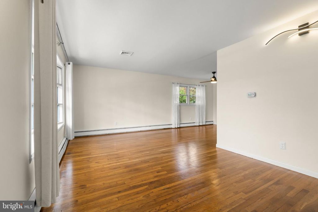 10 HOUGH ST, PEMBERTON, NJ 08068 — photo 3
