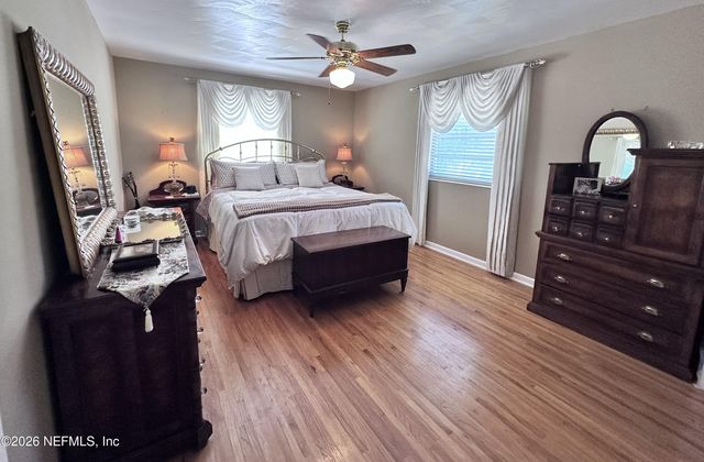 1174 JAMAICA Road W, Jacksonville, FL 32216