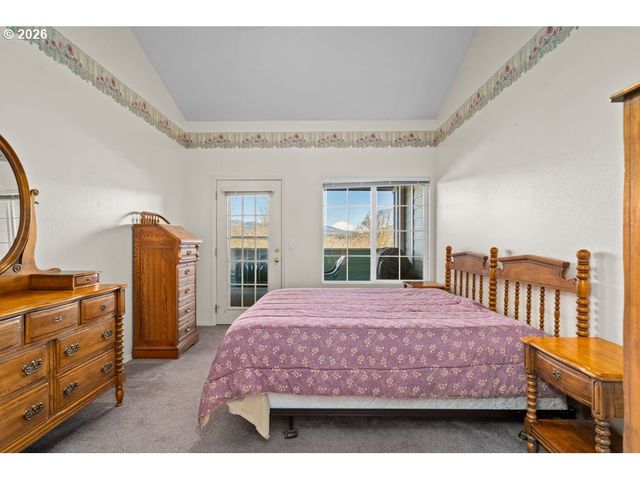 1826 ARMADALE Ave, Hood River, OR 97031