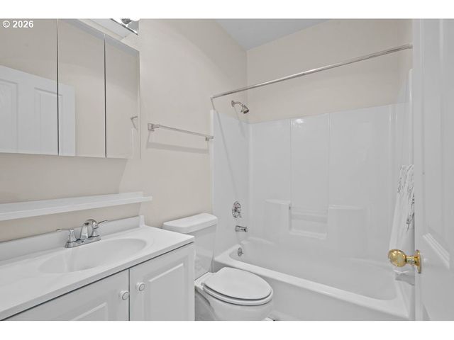 1826 ARMADALE Ave, Hood River, OR 97031