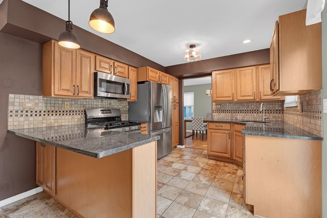 4440 Dublin Court, Hanover Park, IL 60133