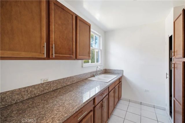511 E Maple, Glendale, CA 91205